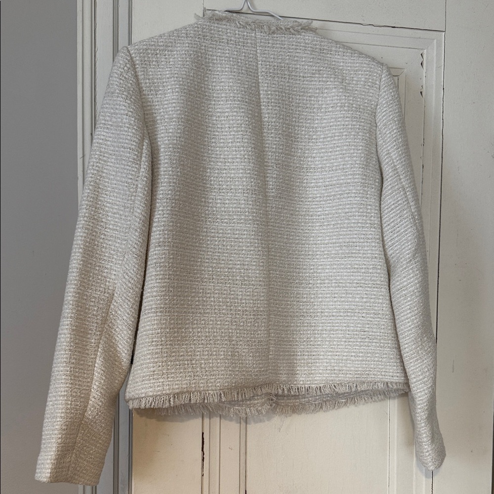 NWT Tahari White Tweed Blazer with Fringe Trim - Picture 3 of 3